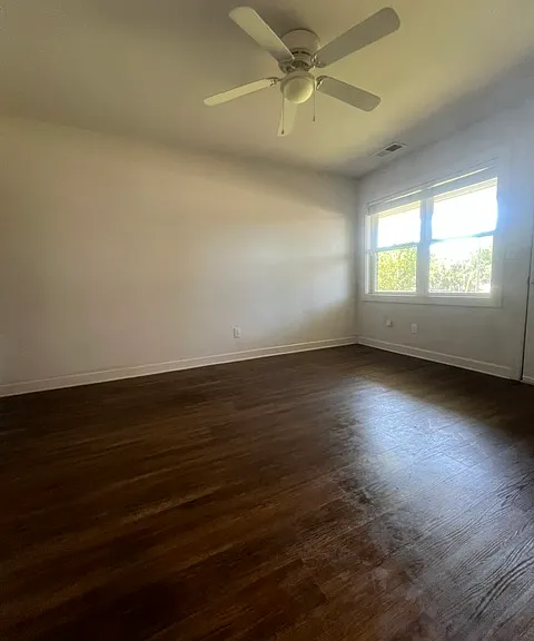 Memminger Avenue - 1631 A — Photo 3
