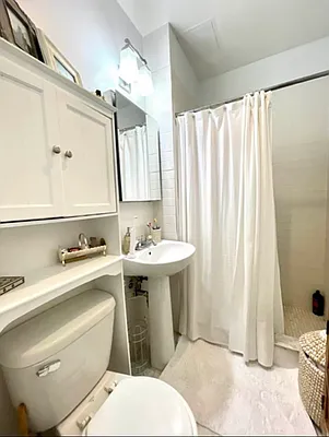 Rented by Living New York | media 17