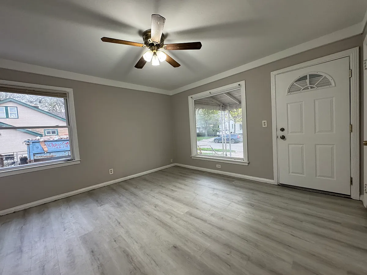 Building Photo - 23440 Couzens Ave