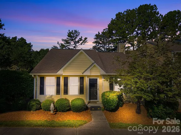 9003 Four Mile Creek Rd, Charlotte, NC 28277