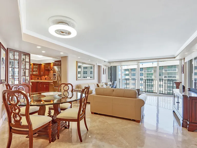 5420 N Ocean Dr #1703 — Photo 4