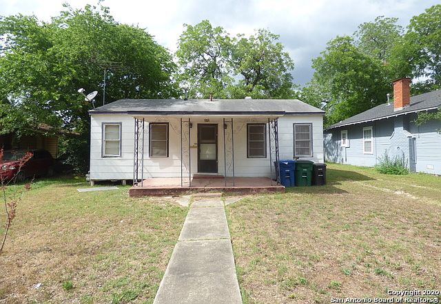 1st image of 315 Hermitage Ct
