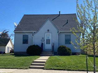 205 N 4th St, Marshalltown, IA 50158