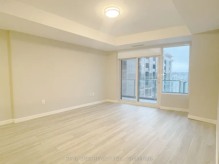 20 George St #2409 — Photo 10