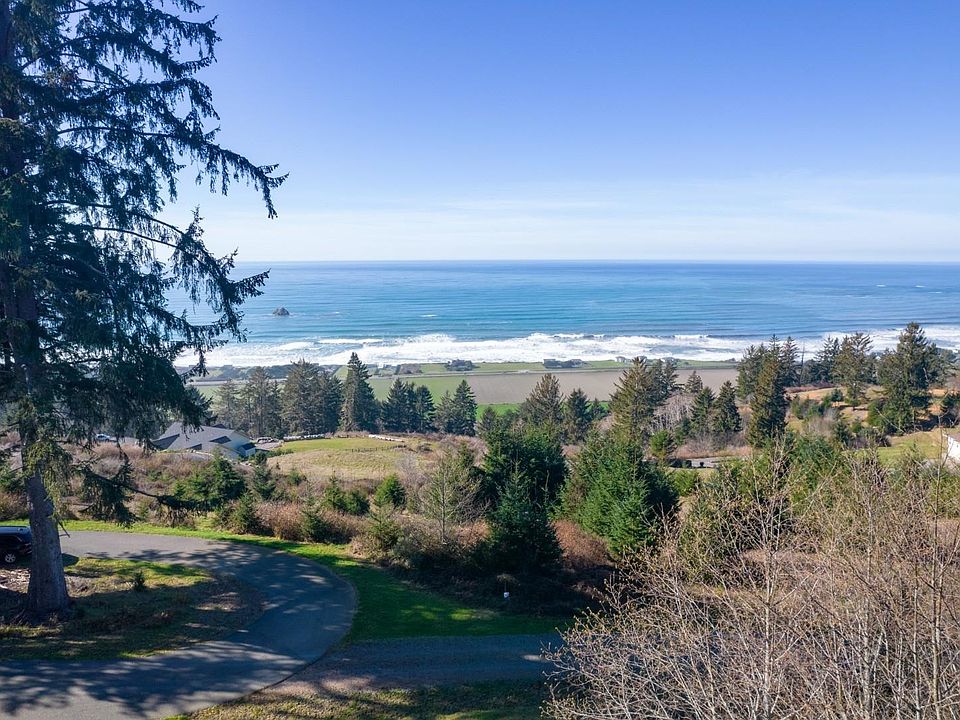 1st image of 105 Ridge Rd #105