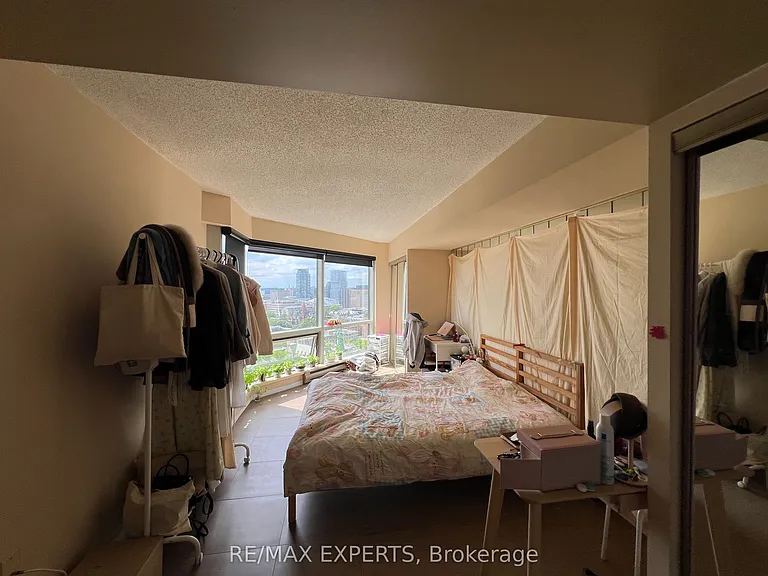 1001 Bay St #2218 — Photo 11