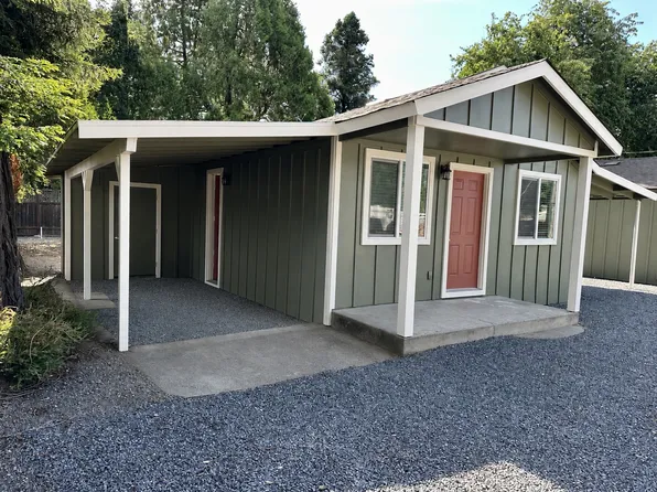 107 Bailhache Ave, Healdsburg, CA 95448