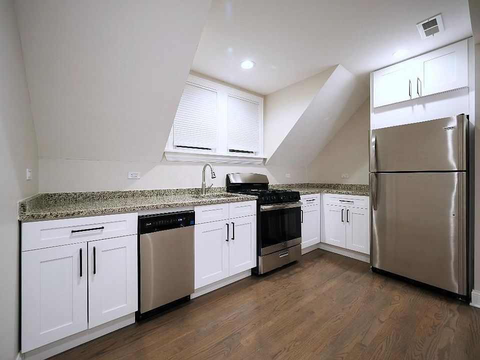 1st image of 4344 N Western Ave #3