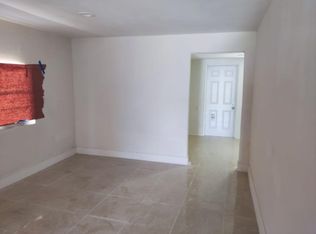 900 NW 80th St, Miami, FL 33150