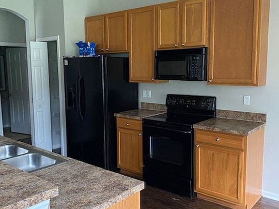 5th image of 2090 Heritage Oaks Ct