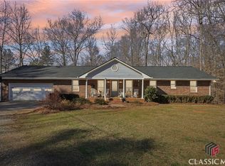 305 Huff Lake Rd, Bogart, GA 30622