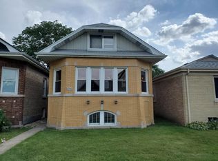 6946 26th St, Forest Park, IL 60402