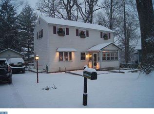 1520 Rockwell Rd, Abington, PA 19001