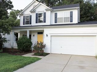 8306 Hornwood Ct, Charlotte, NC 28215