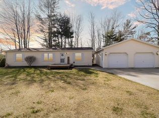 4179 N Water Rd, Sanford, MI 48657