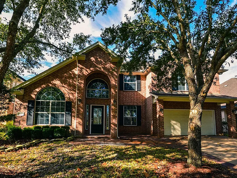 3211 Chapel Creek Way — Photo 2