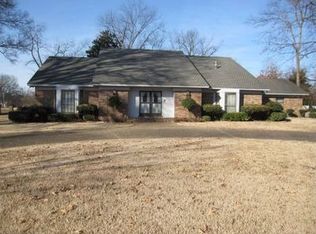 108 Dismukes St, Lonoke, AR 72086