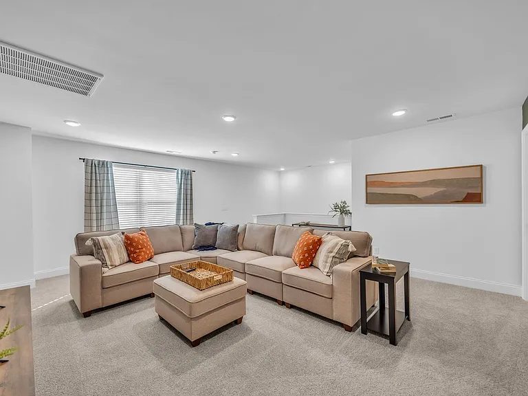 8629 James Creek Dr — Photo 11