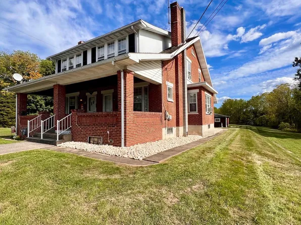 102 S Madison St, Boyertown, PA 19512