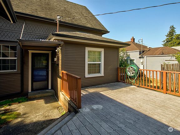 4th image of 614 Essex Avenue