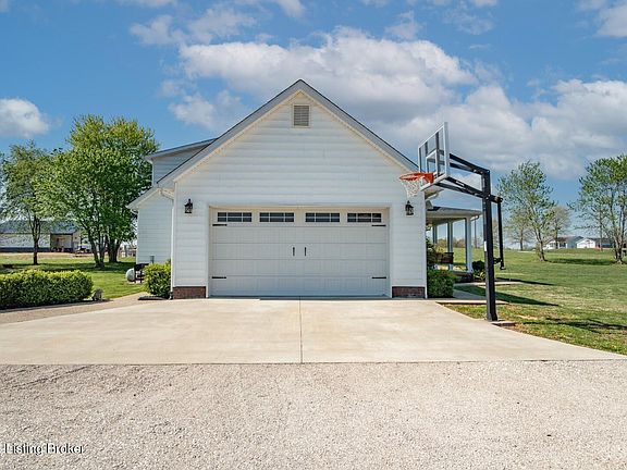3rd image of 2974 Bacon Creek Rd