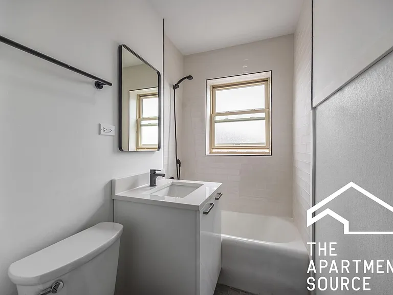 1505 W Hollywood Ave #306 — Photo 21