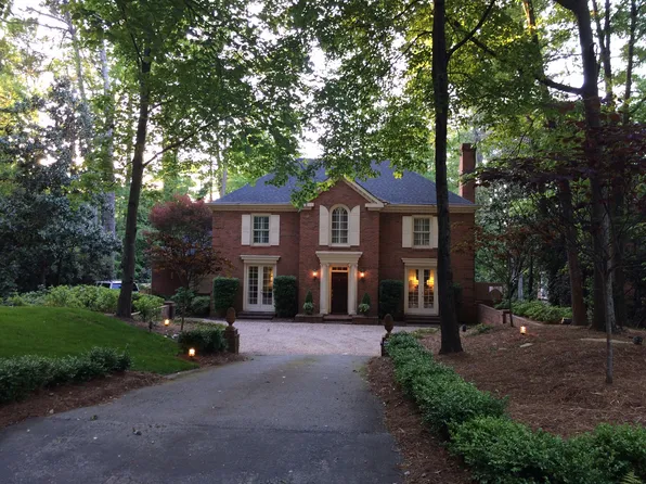 3332 Valley Rd NW, Atlanta, GA 30305
