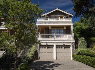 3821 Eastern Ave N, Seattle, WA 98103
