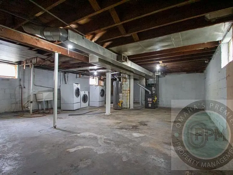 3425 N 45th St — Photo 11
