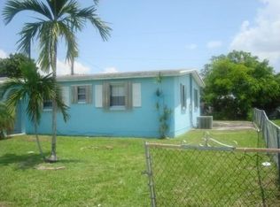 10521 SW 149th Ter, Miami, FL 33176