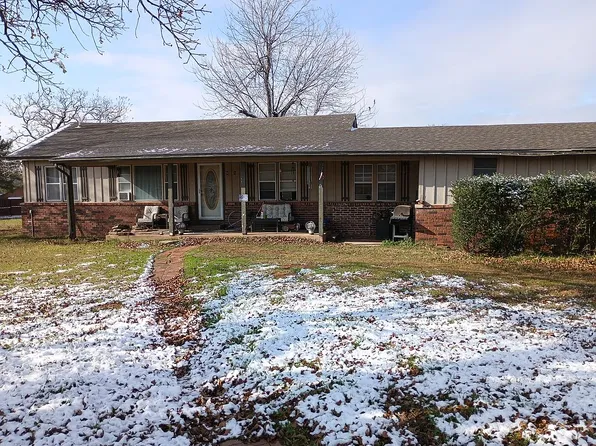 615 Yoachum Rd, Harrah, OK 73045
