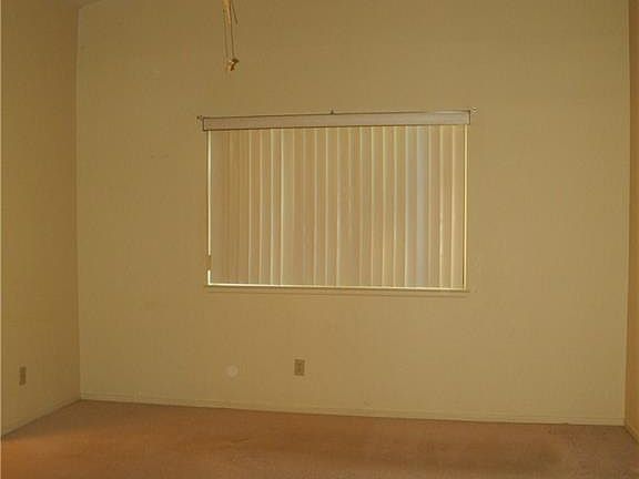 5th image of 6424 Dearborn Ct
