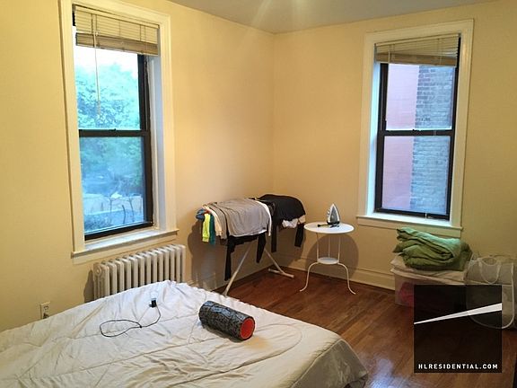 3rd image of 3131 23rd Ave #1