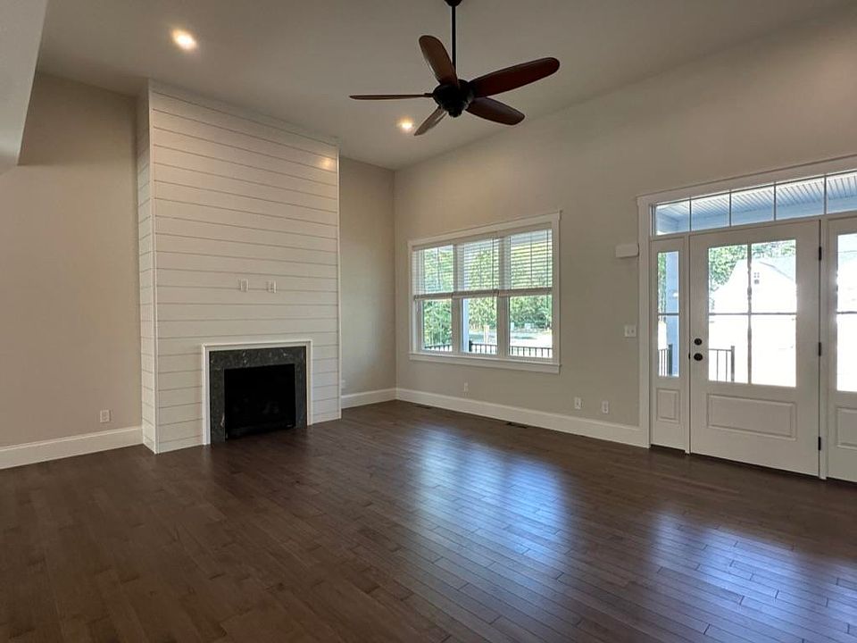 17 Winchester Ln Center Tuftonboro NH Zillow