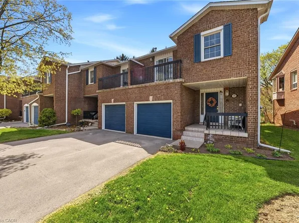 1205 Lambs Ct #15, Burlington, ON L7S 2G4