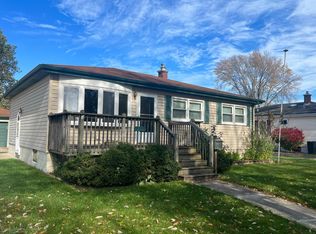 3325 Maple Dr, Highland, IN 46322