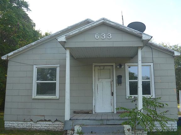 Front of house faces north