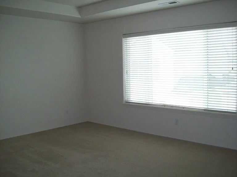 797 NE 64th Pl — Photo 11
