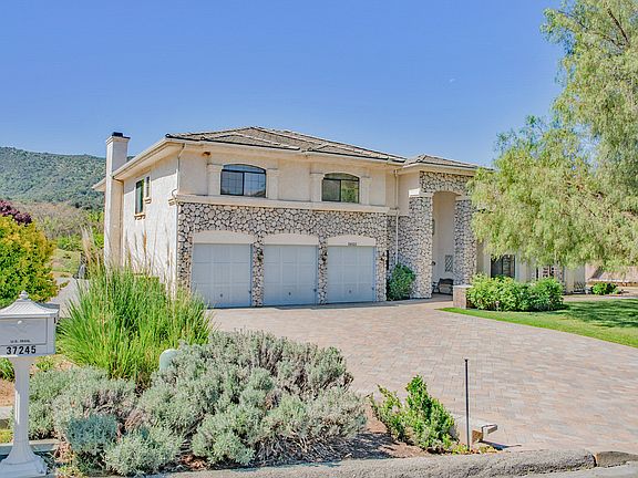 2nd image of 37245 Wildwood View Dr