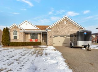 403 Persimmon Dr, Mount Washington, KY
