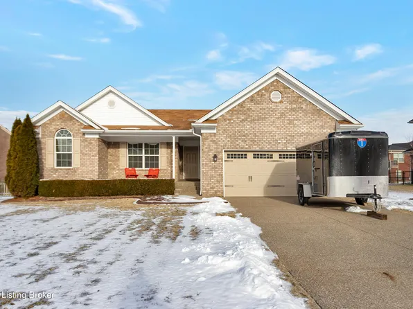 403 Persimmon Dr, Mount Washington, KY 40047