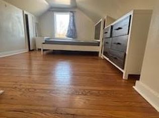 11 Manchester Rd, Poughkeepsie, NY 12603