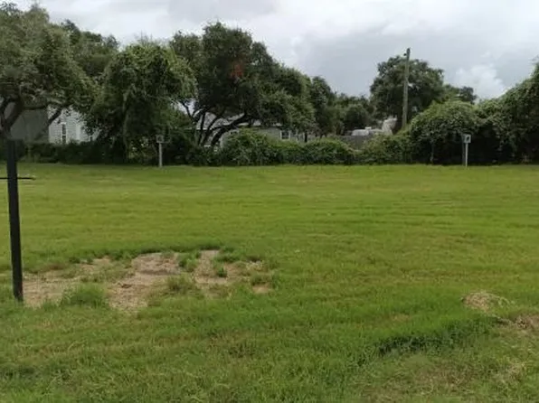 1406 W Corpus Christi St Unit 69, Rockport, TX 78382