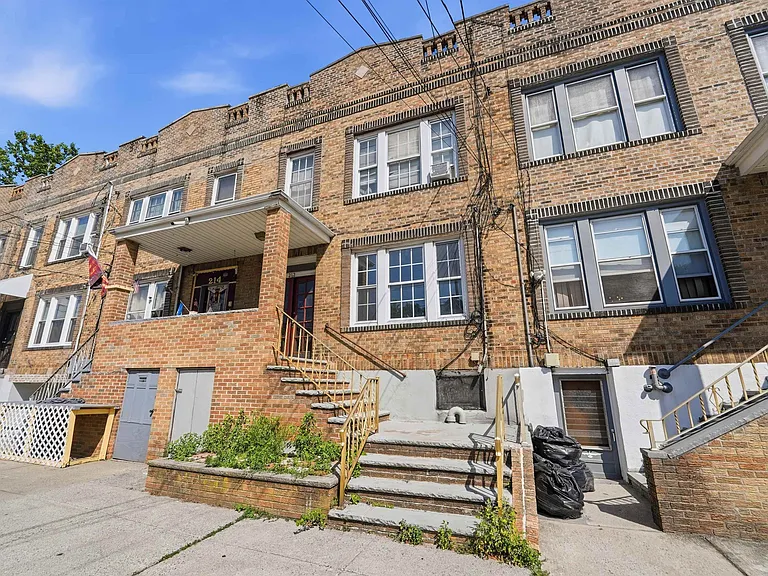 212 Avenue B #1 — Photo 1