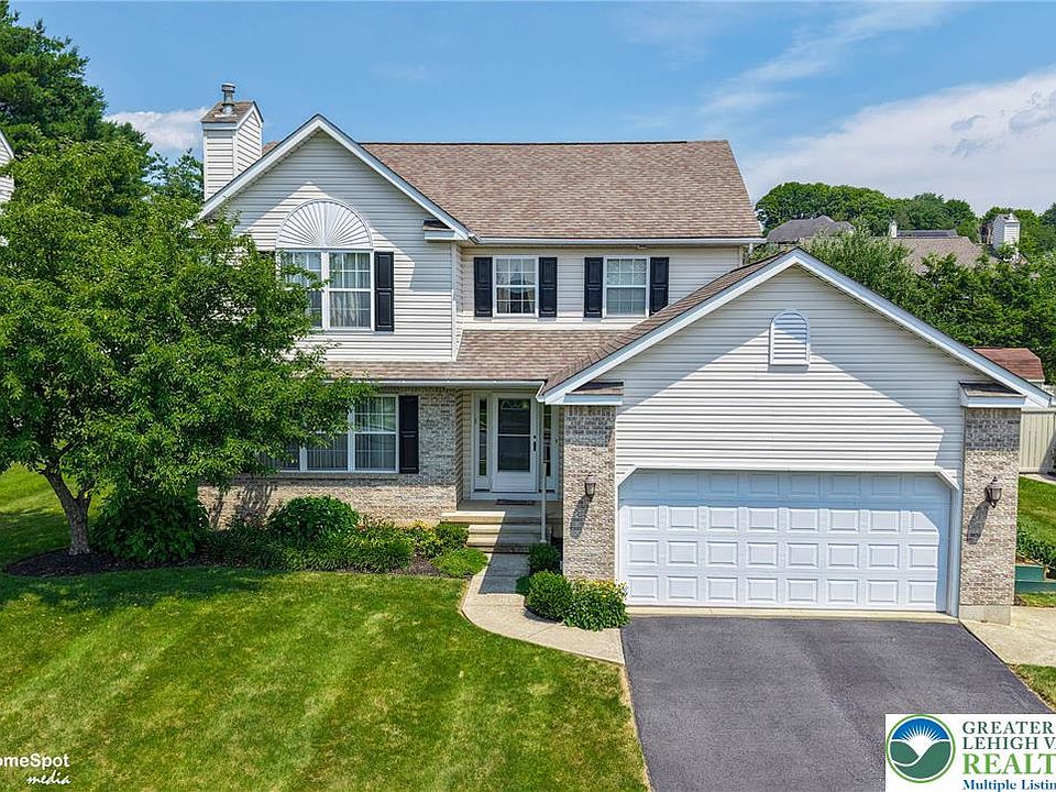 1st image of 265 N Laurel Ct