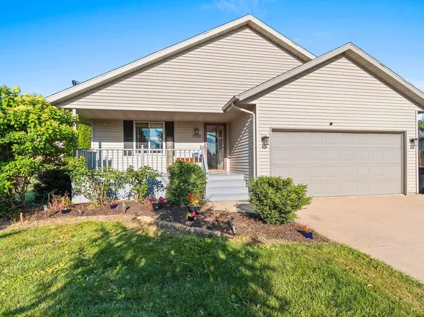 1558 Belmont Rd, Howard, WI 54313