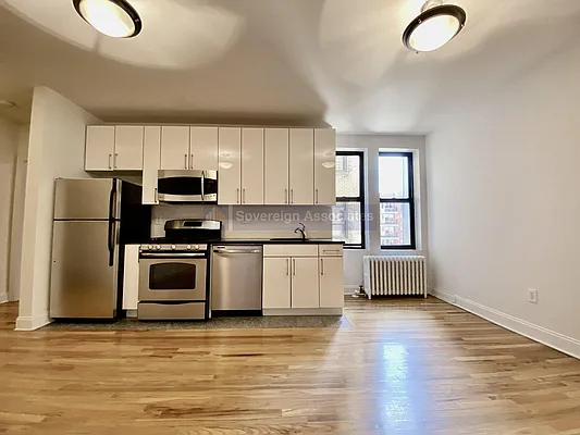 Rented by Sovereign Associates | media 2