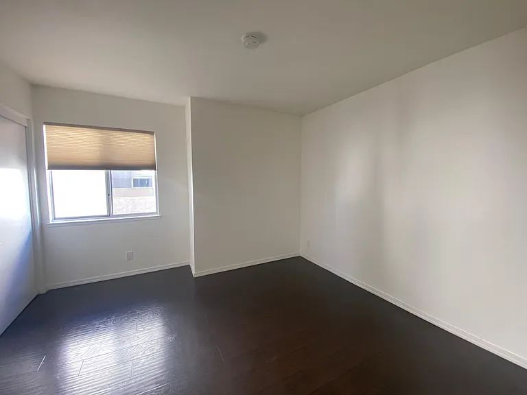 3162 Darby St #210 — Photo 13