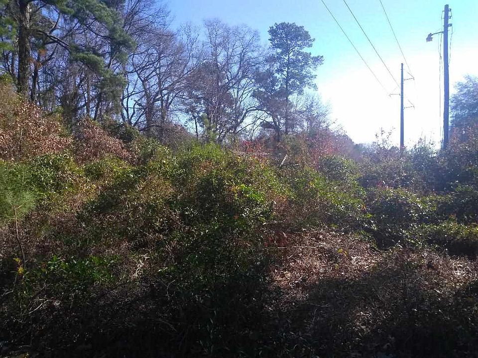 2nd image of 2130 S Eastman Rd