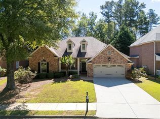 1065 Beacon Hill Xing, Alpharetta, GA 30005